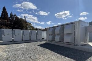リミックスポイントと日本蓄電池の共同事業、高圧蓄電所7件でSMTBリースと融資契約を締結